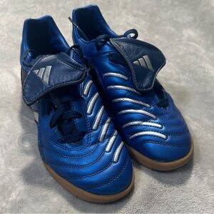 Vintage Adidas Predator Indoor Soccer Shoes